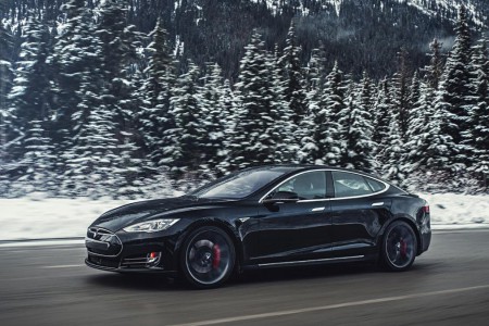 Tesla Model S P85D (Image: AutoExpress)