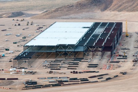 Construction on the Tesla Motors Gigafactory east of Reno, Nev., March 25, 2015 (Image: D Calvert/Washington Post)