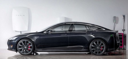 The Tesla Model S And The Powerwall (Image: Tesla)