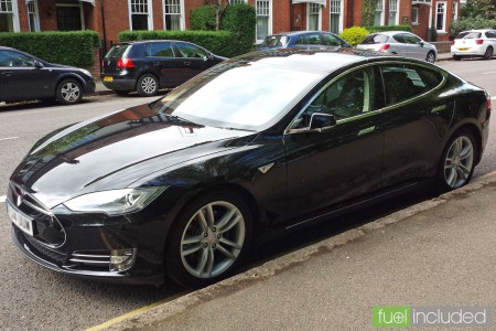 Tesla Model S in Northampton (Image: T. Larkum)