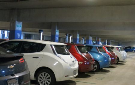 Chevrolet Volt and Nissan Leafs on charge (Image: Business Insider/J. Bort)