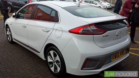 Hyundai Ioniq Electrc (Image: T. Larkum)