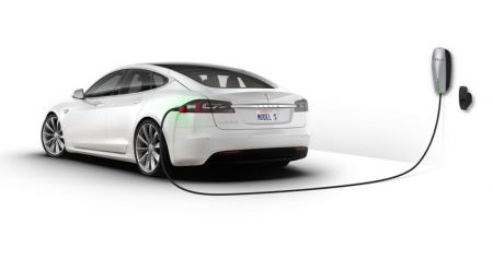 Tesla Model S on charge (Image: Tesla)