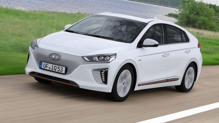 Hyundai IONIQ Electric (Image: Car Magazine)