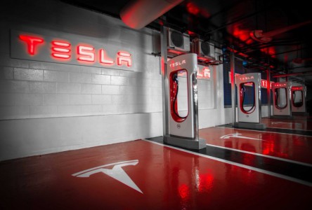 Tesla Supercharging Station at Westfield, London (Image: Tesla)